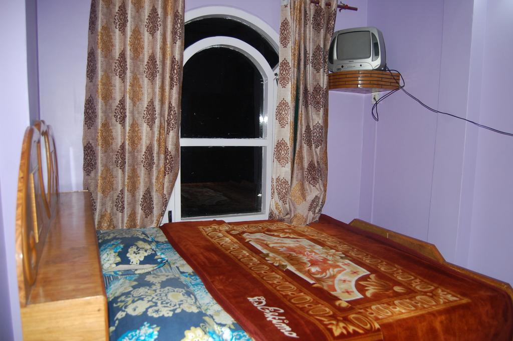 Hotel Ashish Inn Kandāghāt Szoba fotó
